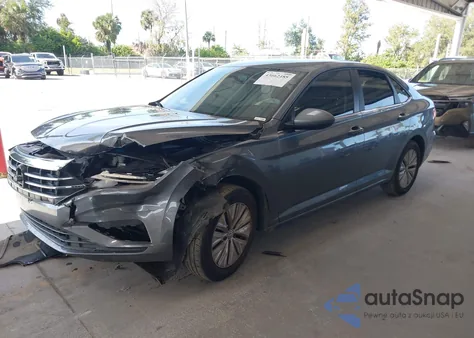 2019 Volkswagen Jetta 1.4T R-Line/1.4T S/1.4T Se from USA, damaged, VIN 3VWC57BU0KM179550